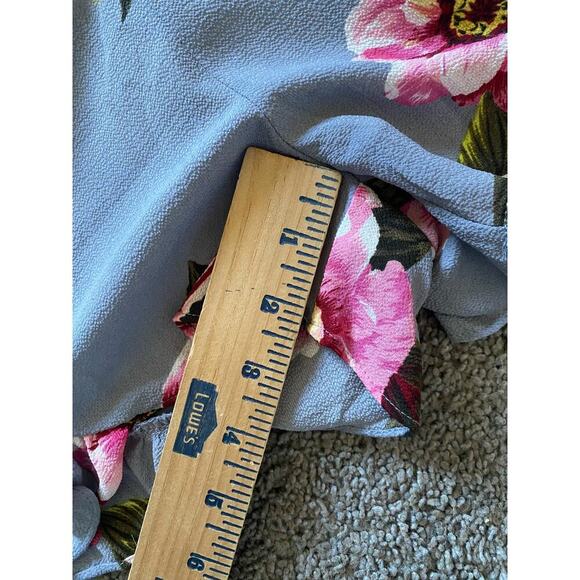 Umgee Women's Large Floral V-Neck Romper - Picture 4 of 10